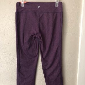 Old Navy Active Fitted Leggings crop size medium